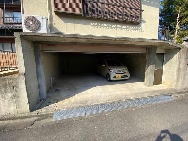 高茶屋小森町一戸建ての物件外観写真